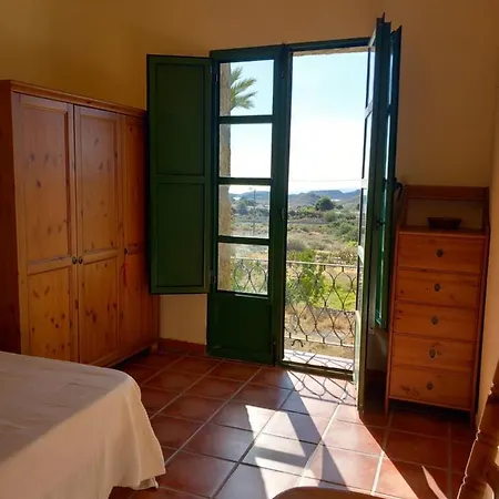 El Retiro - Casa Vibrante * Pilar de Jaravia